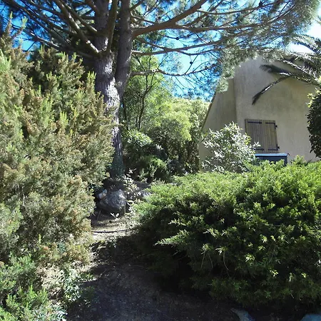Eden De La Presqu'ile